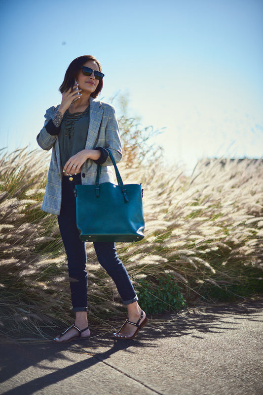 Outfits casuales que combinan a la perfección con tu bolso Rubinus